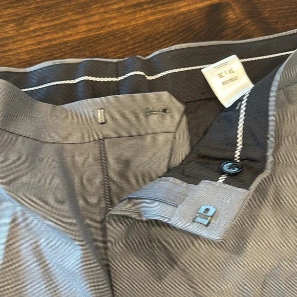 Express Extra Slim Men’s Gray Pants. 34x36 - Picture 3 of 4
